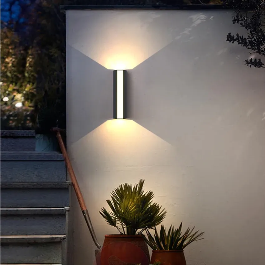 Modern Outdoor Wall Light Fixture – Energy Efficient Vertical LED Exterior Lantern for Garden and Patio 3