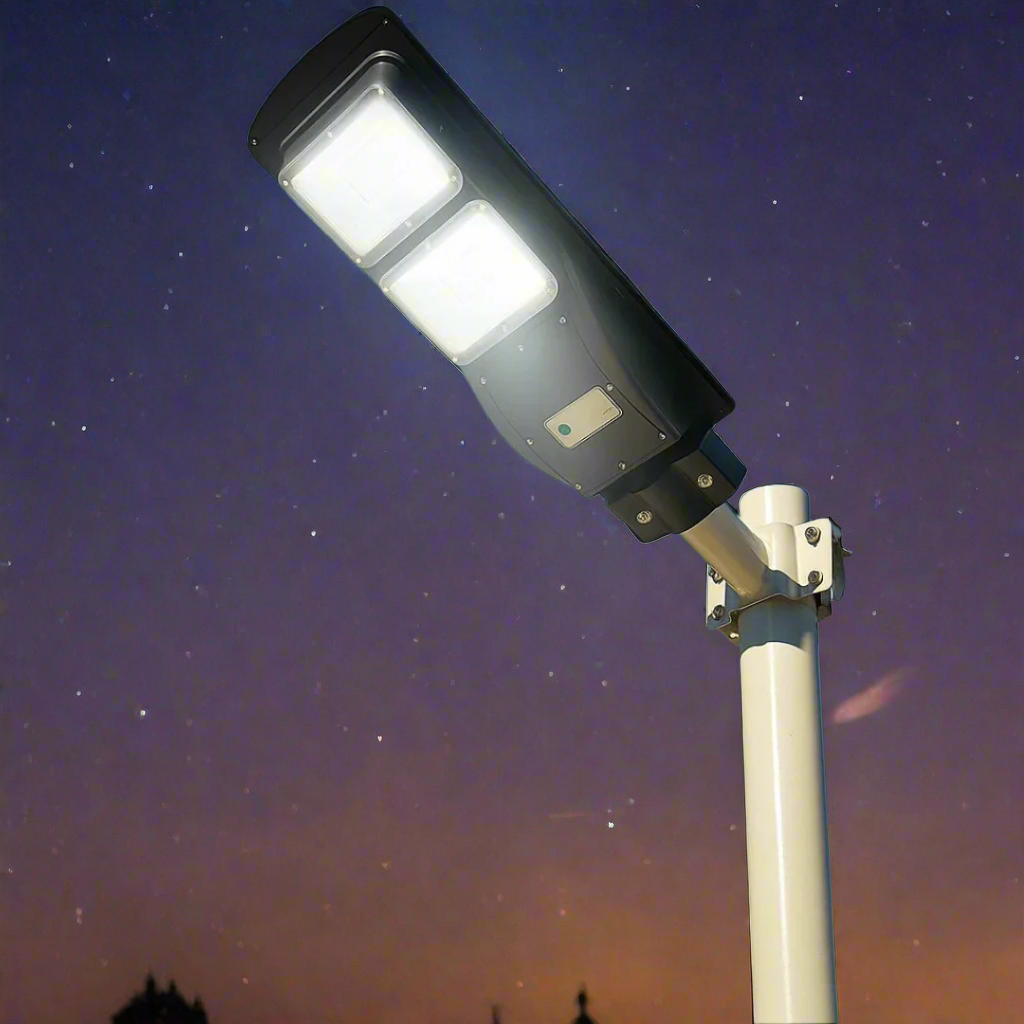High-Brightness Solar Street Light - 6000 Lumens, Dusk-to-Dawn Automatic Solar Energy Lamp 0