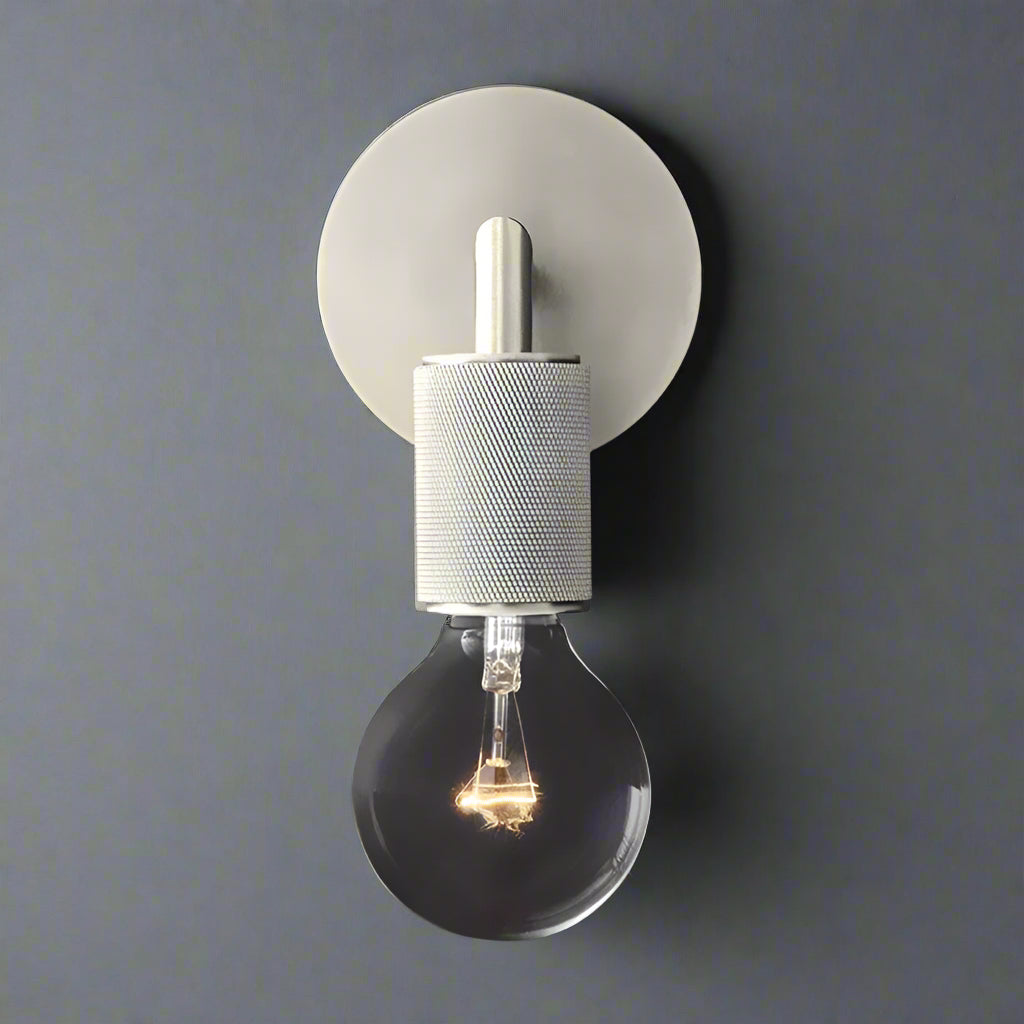 Modern Brass Double Bulb Wall Sconce - Elegant Metal Wall Lighting Fixture for Indoor Use 3